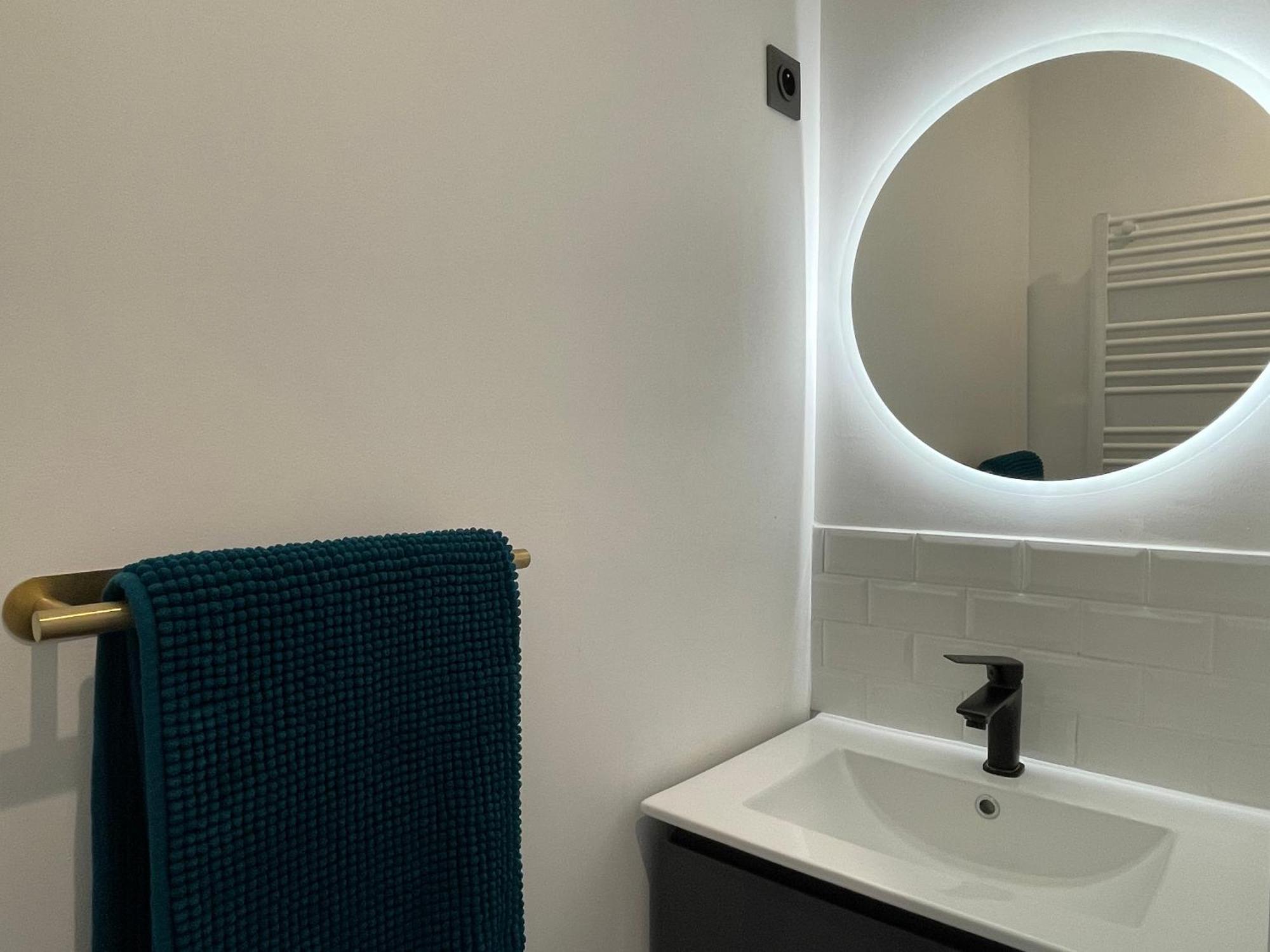 Les 3 Suites - 6 Personnes - 3 Chambres Avec Sdb Privatives ランス エクステリア 写真