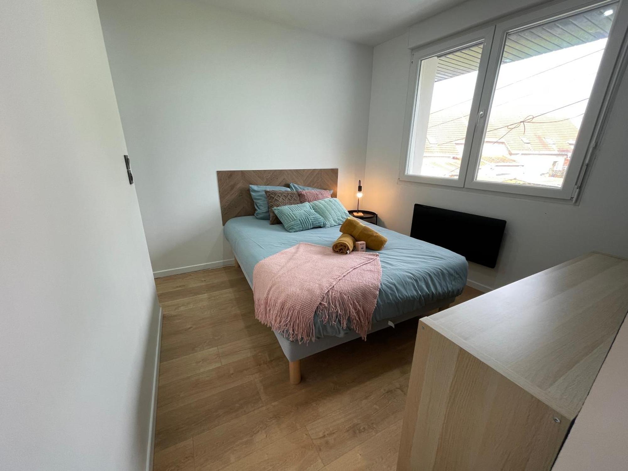 Les 3 Suites - 6 Personnes - 3 Chambres Avec Sdb Privatives ランス エクステリア 写真